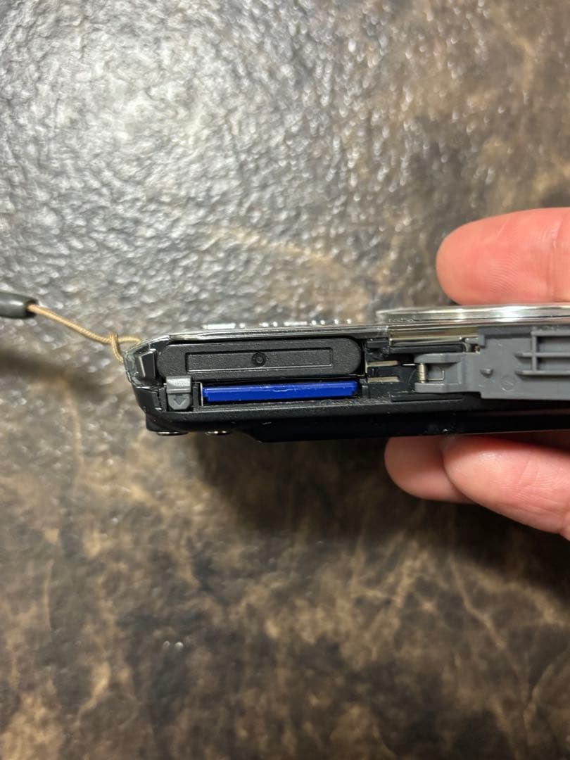 [完動品]CASIO EXILIM EX-Z1 コンパクトデジタルカメラ　カシオ