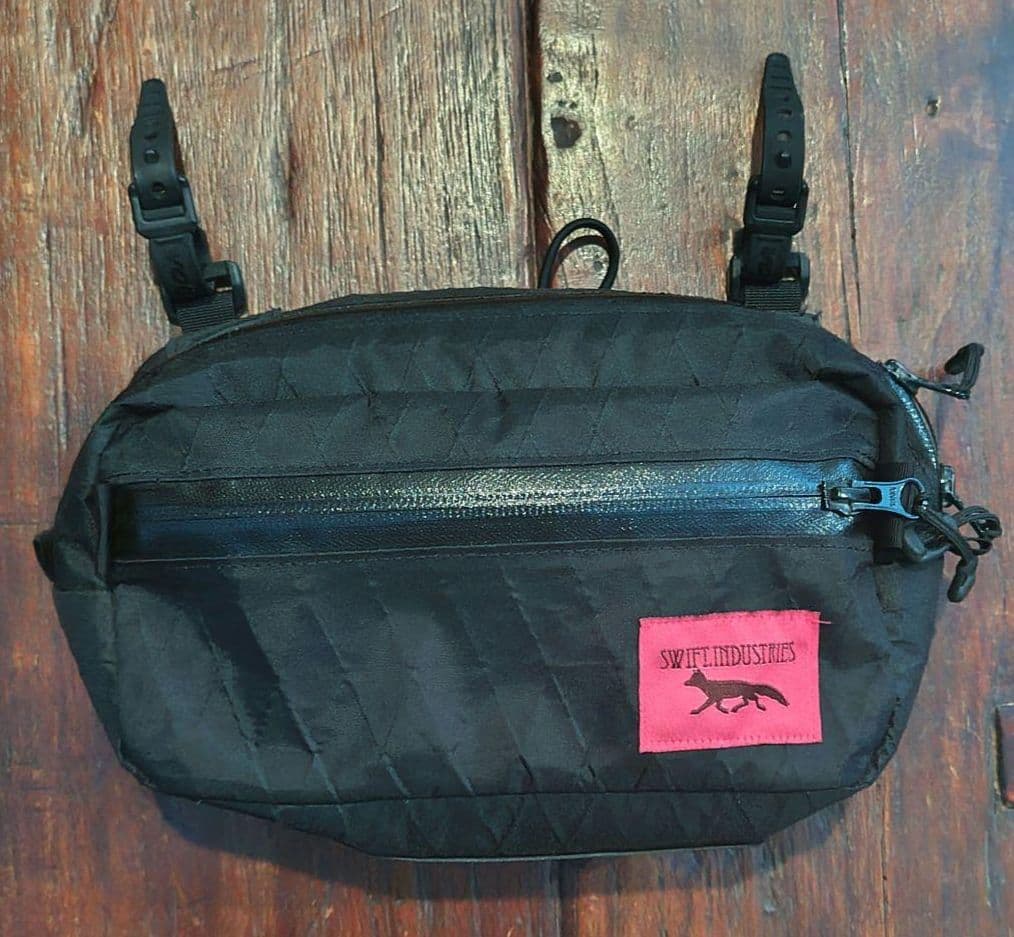 アクセサリー SWIFT INDUSTRIES KESTREL handlebarbag