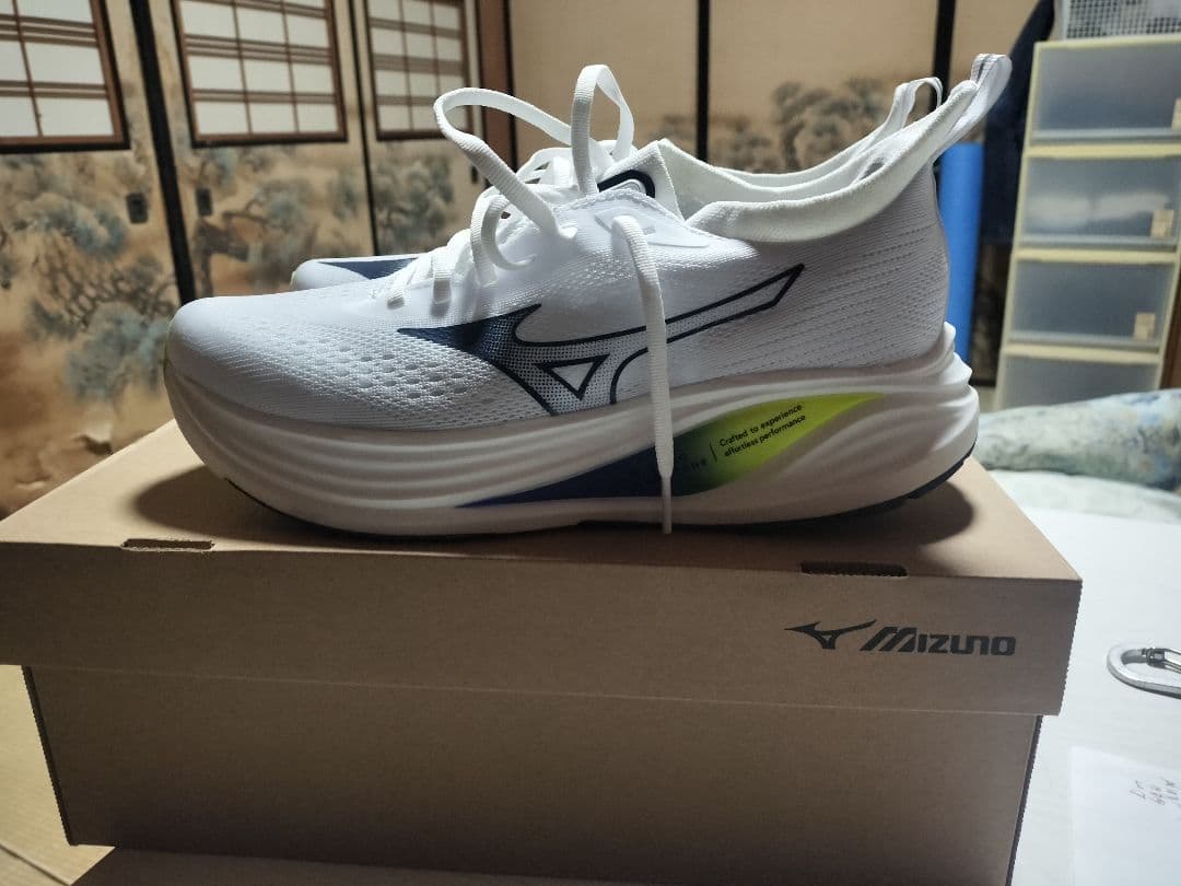 Mizuno ネオゼンランニングシューズ ホワイト26.5