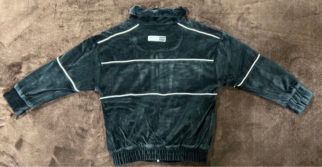 新品⭐️FUBU ベロア風　ジャケット&パンツ　4T約110cm★kfu56