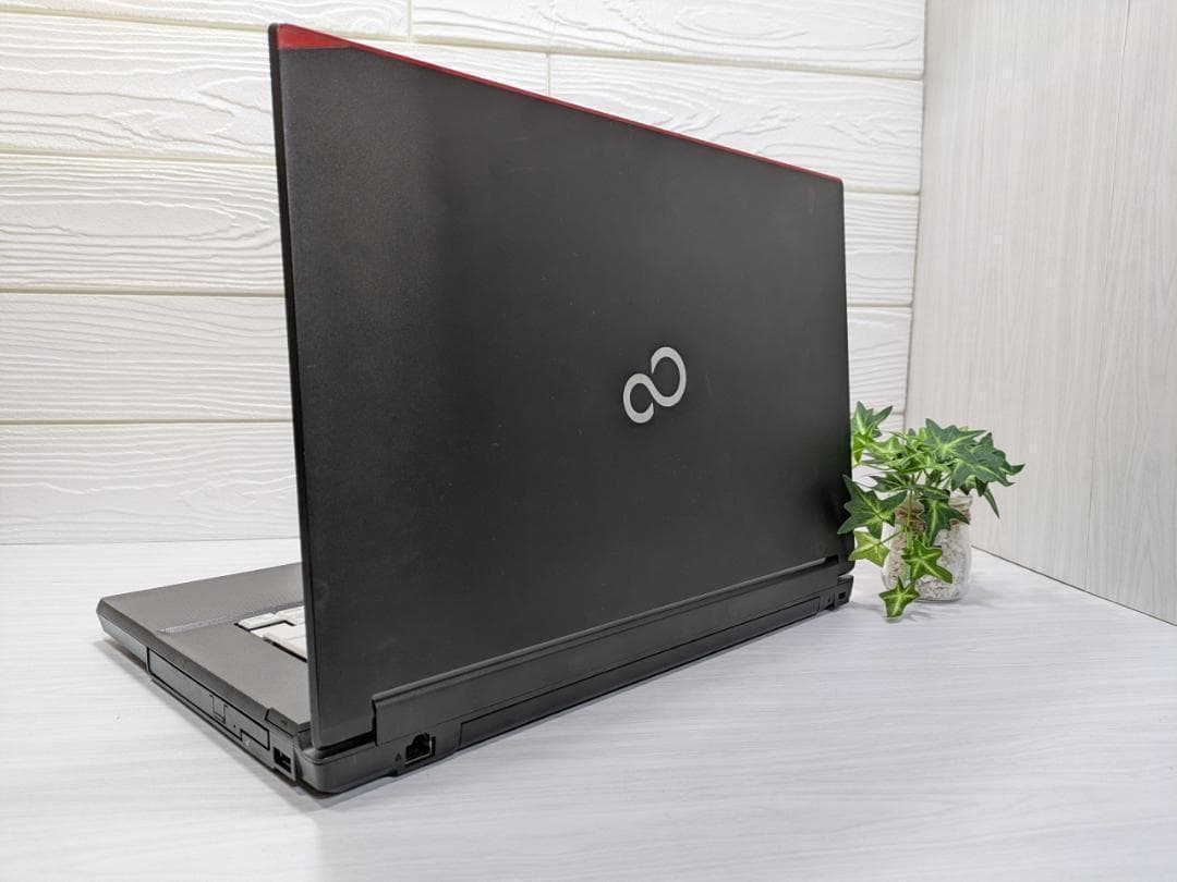 Windows11ノートパソコン✨オフィス付き✨富士通　大容量HDD　Wi-Fi