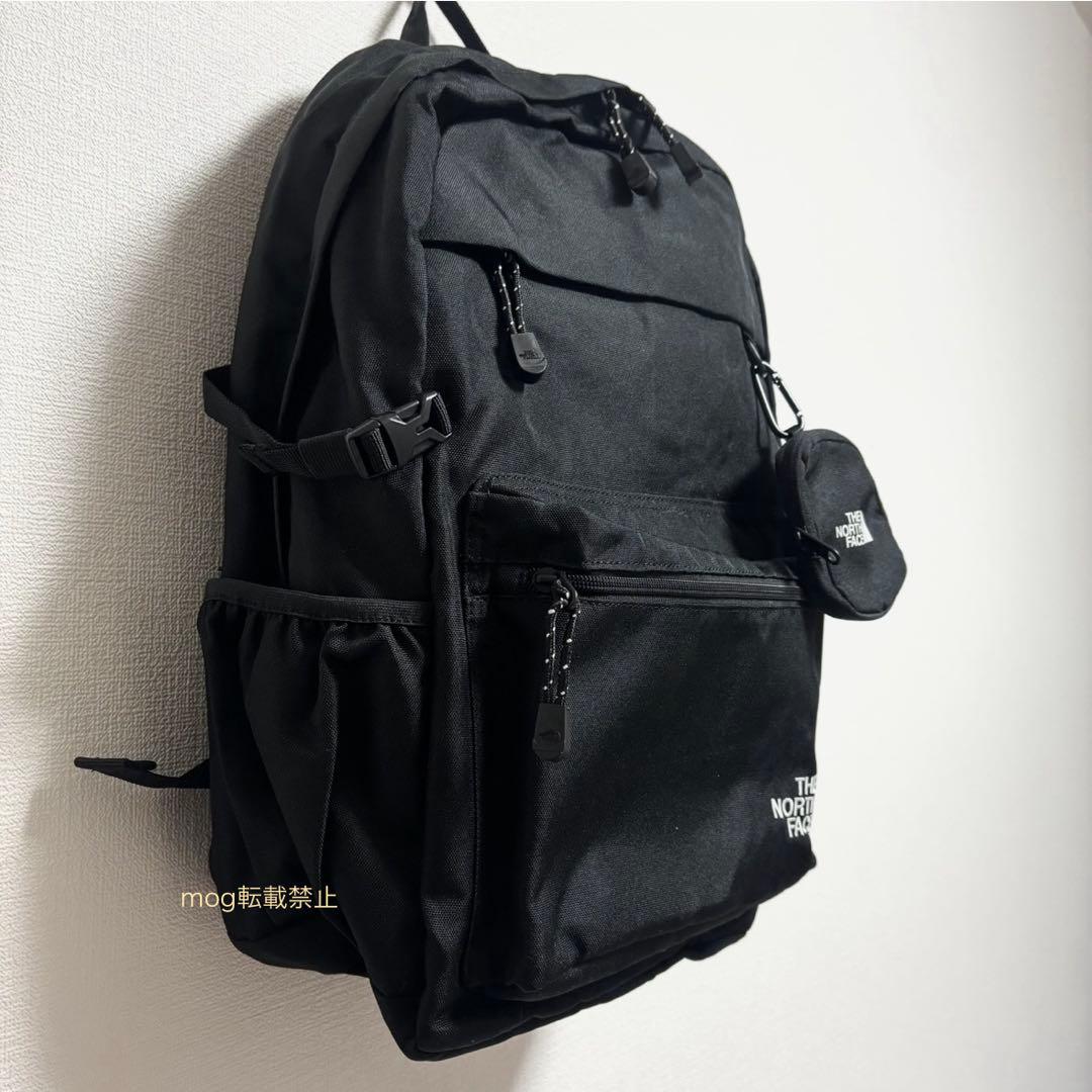 新品タグ付　ノースフェイス 【ミニポーチ付】リモライトリュック　黒　26L