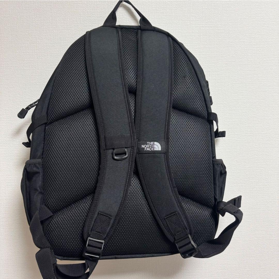 新品タグ付　ノースフェイス 【ミニポーチ付】リモライトリュック　黒　26L