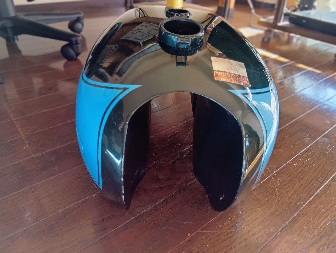 カワサキw1.w3．ガソリンタンク