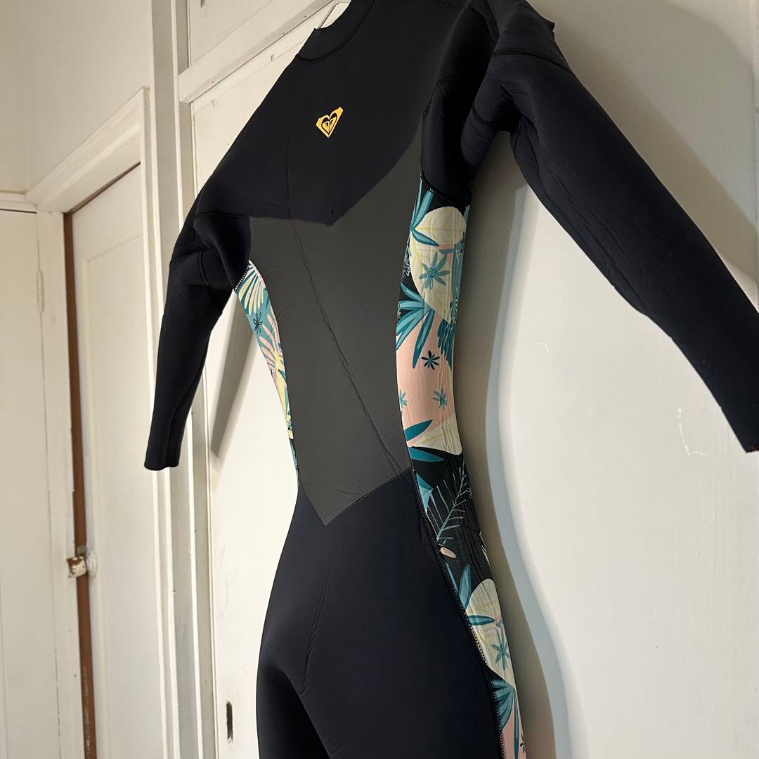 ⚠️ぶーさん専用商品ROXY ウエットスーツ 厚み3mm