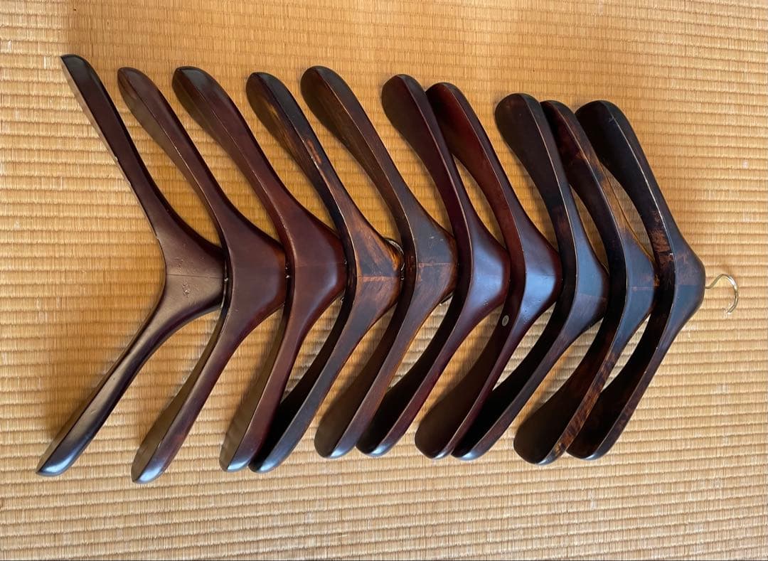 トムフォード　木製衣類ハンガー 10本セット