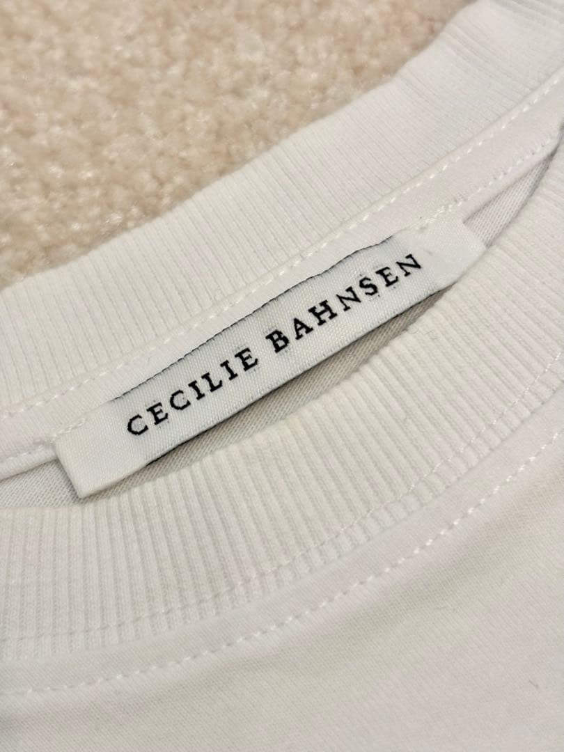 セシリーバンセン　プリントTシャツ