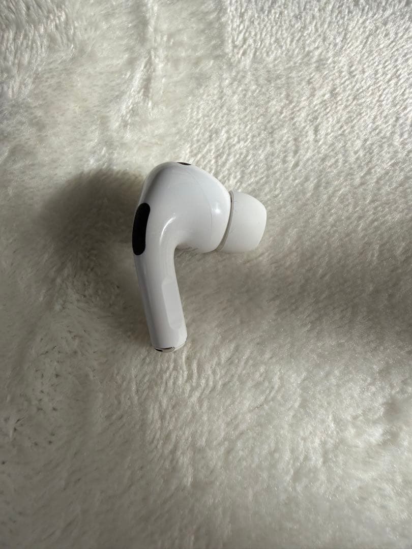 AirPods Pro2／lightning充電モデル／右耳のみ