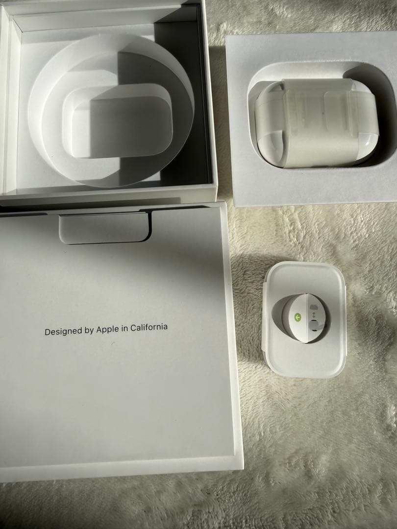 AirPods Pro2／lightning充電モデル／右耳のみ