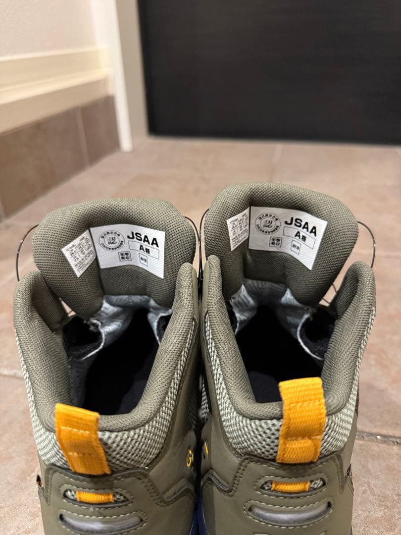 【美品】ASICS ウィンジョブ 安全靴 ゴアテックスCP604 BOA28cm