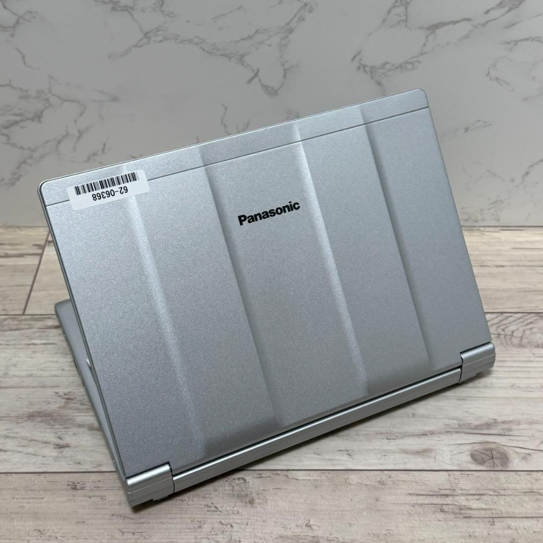 i5 第8世代 SSD 256GB バッテリー良好！