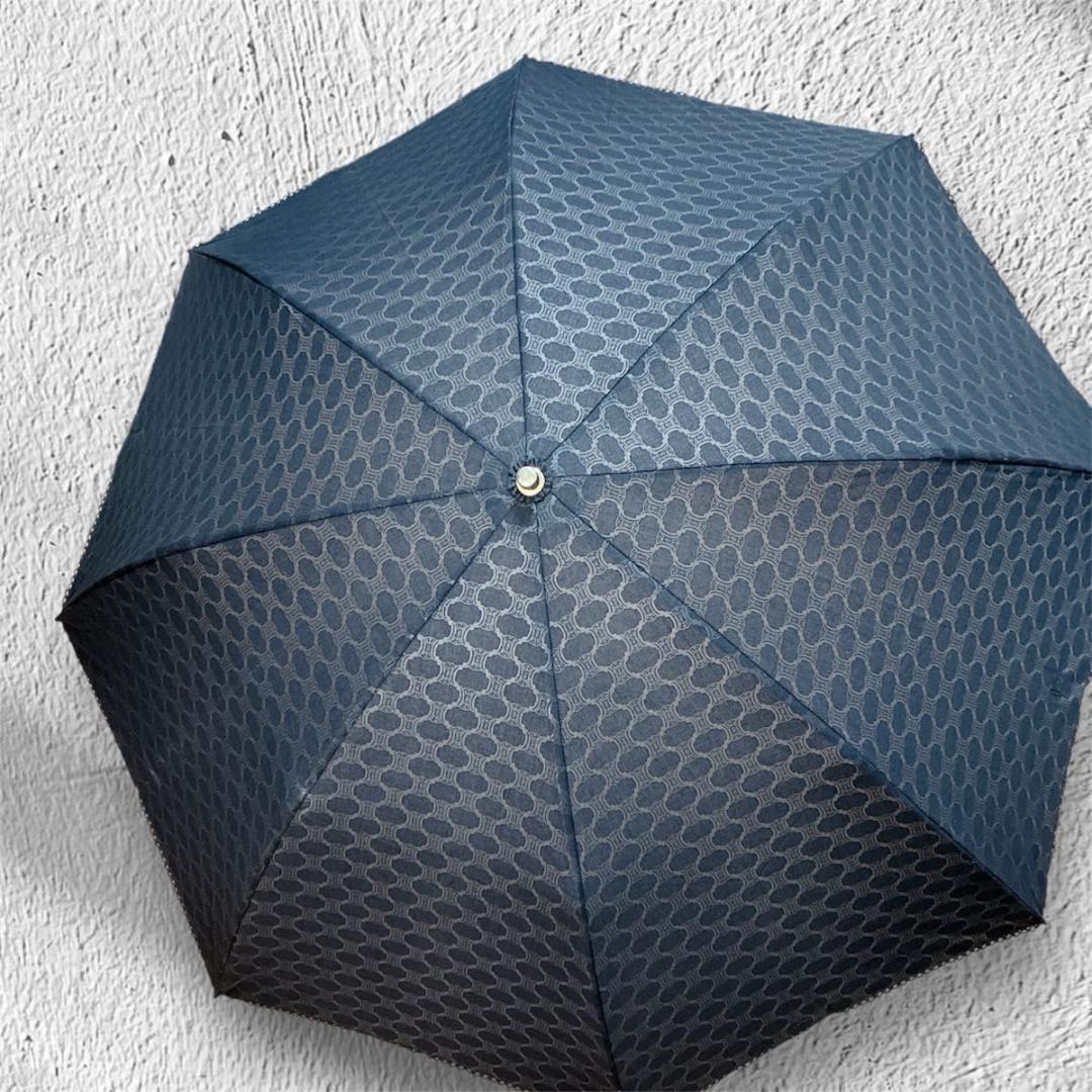 【美品】CELINE 折りたたみ傘　マカダム　トリオンフ　総柄　ブラック　廃番