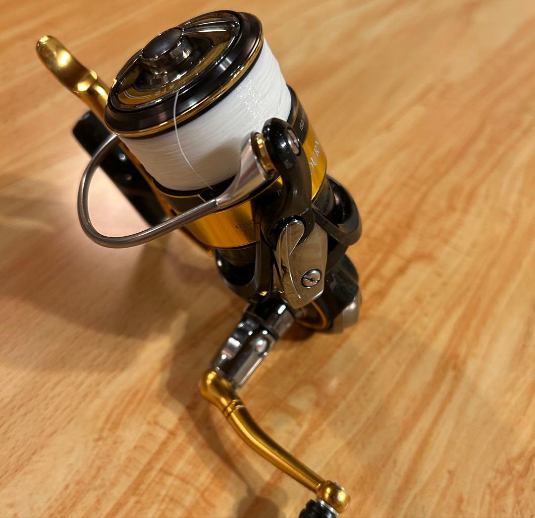 【美品】ダイワ 22トーナメントiso 3000XH-LBD