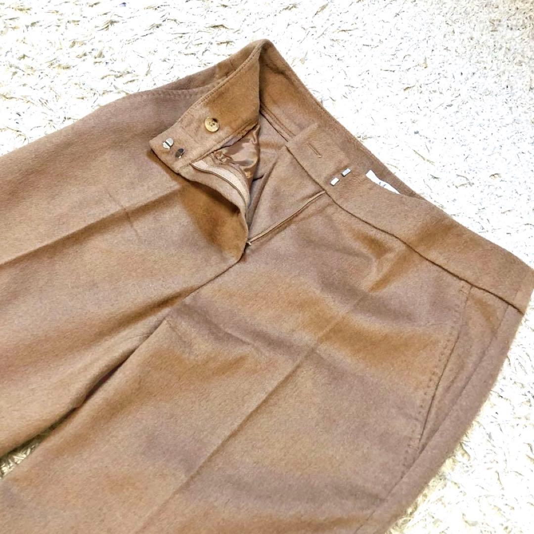 未使用級✨マックスマーラ　キャメル　センタープレスパンツ