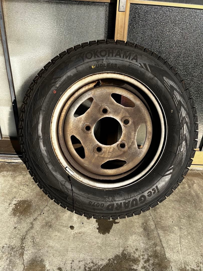 k*a様 ランドローバーディスカバリー1 ヨコハマアイスガード　タイヤ・ホイール