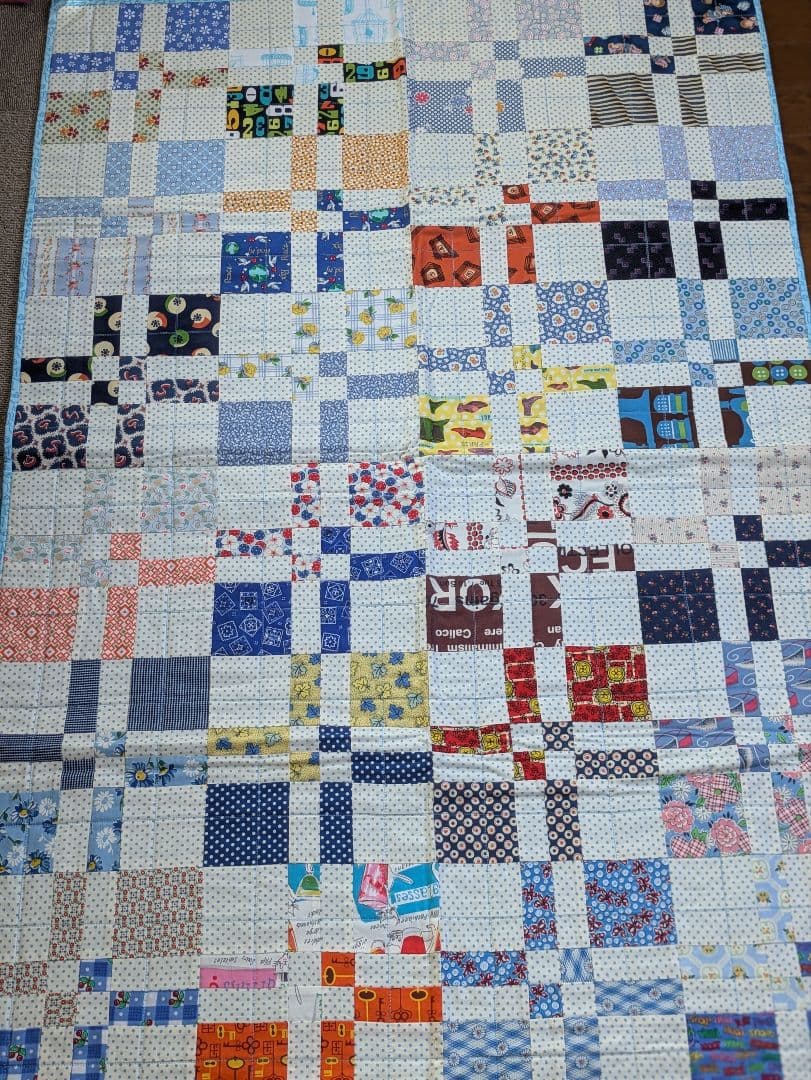 完全オリジナル！ミシンキルトタペストリー スクエアモチーフ（長方形タイプ）