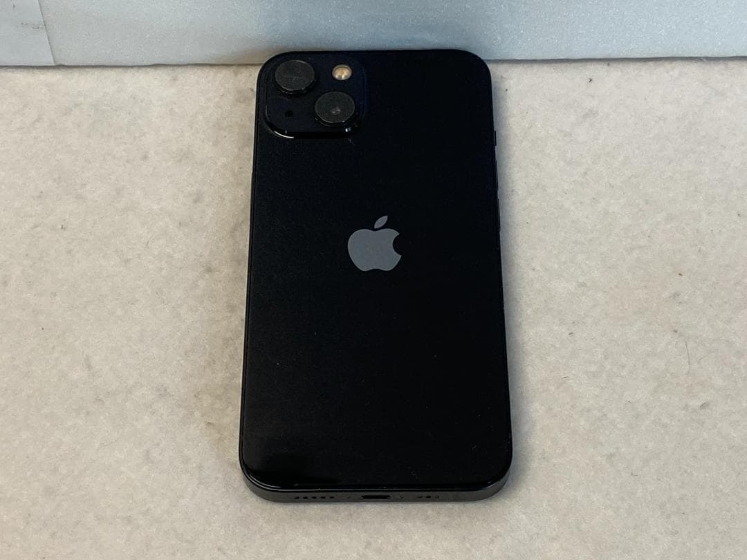 ★極美品★iPhone 13　128GB SIMフリー　MLNC3J/A