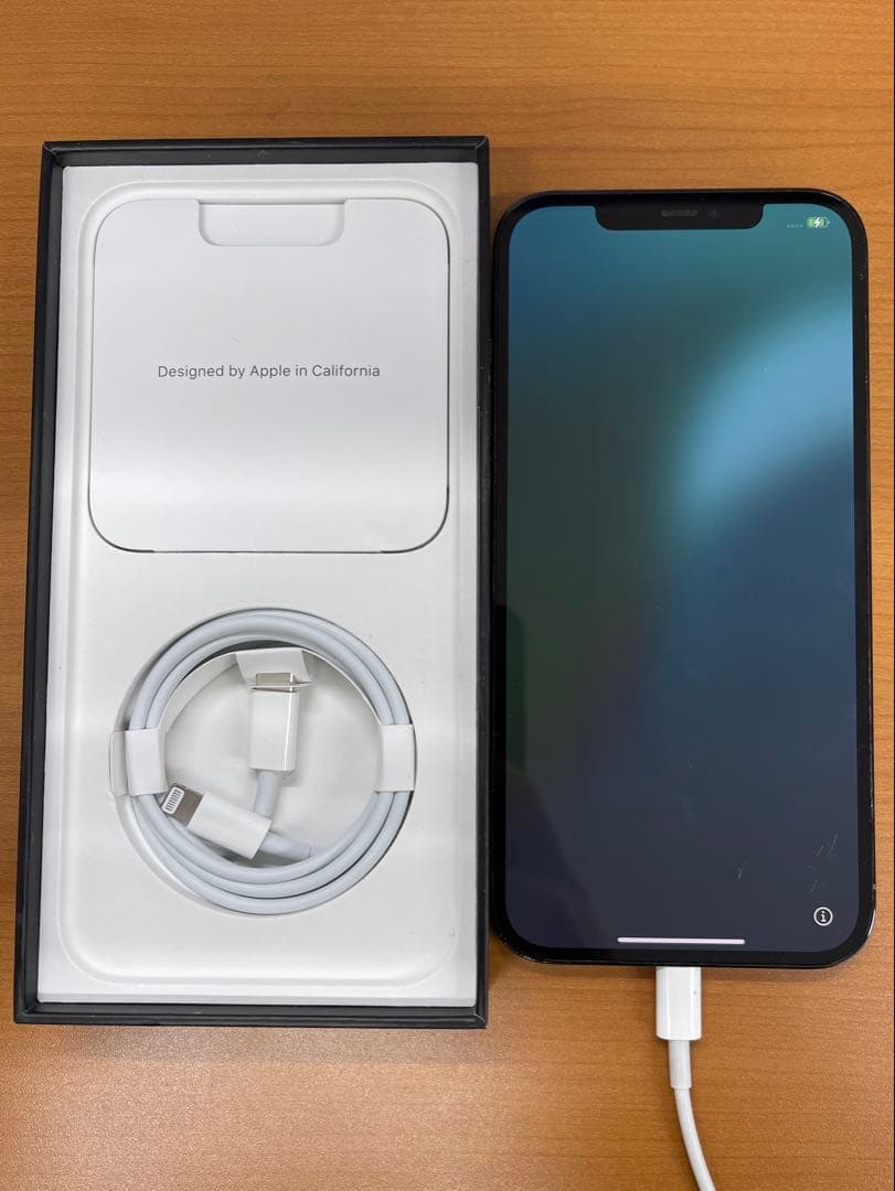 た*ん様 iPhone 12 Pro Max スマホ ID 18955