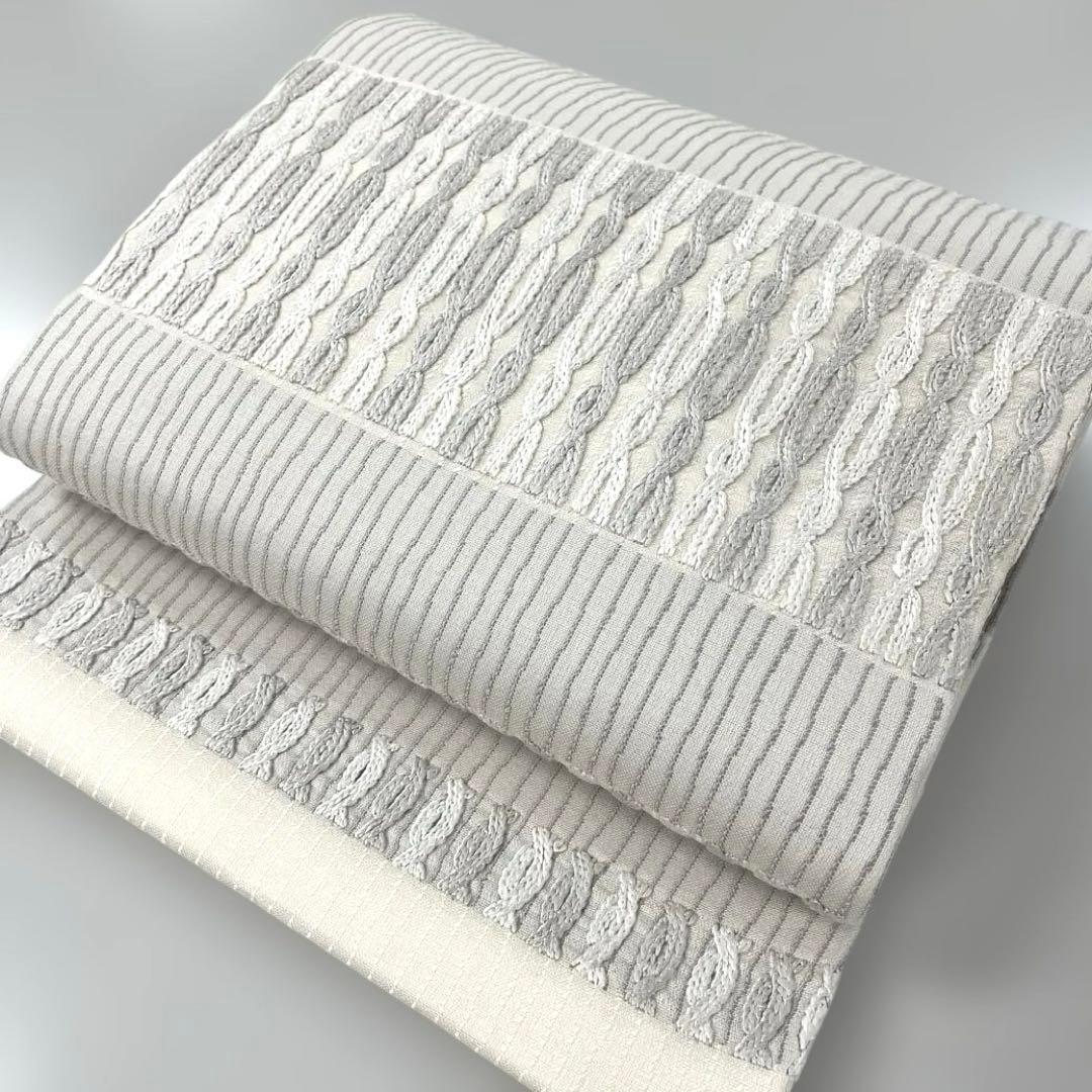 正絹　仕立て上がり西陣袋帯　組紐柄織　オフホワイト×グレー