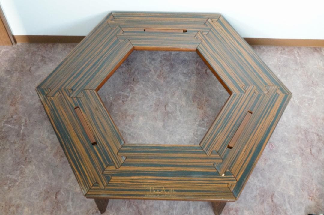 The arth ヘキサテーブル　黒しま次郎　六角テーブル５回使用