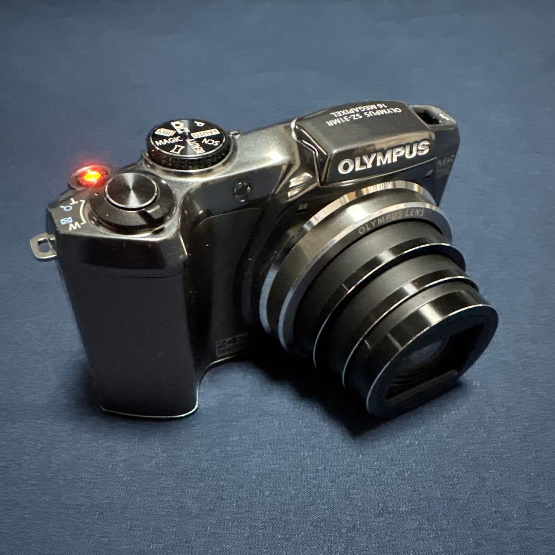 美品 オリンパス コンパクトデジカメ 24倍ワイドズーム SZ-30MR