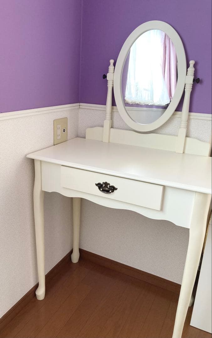 姫系　ホワイトドレッサー スツール付き