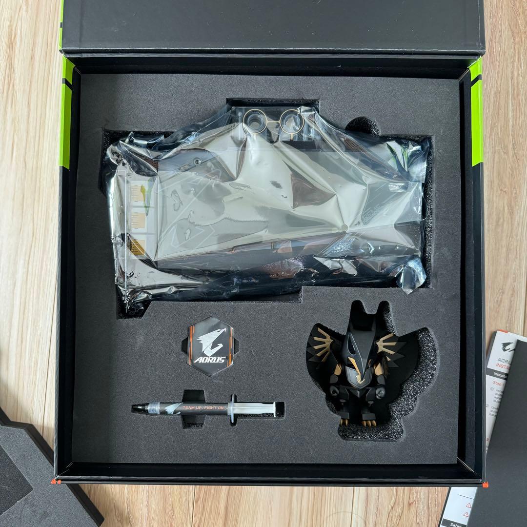 【動作確認済】GIGABYTE GeForce RTX 3090 AORUS