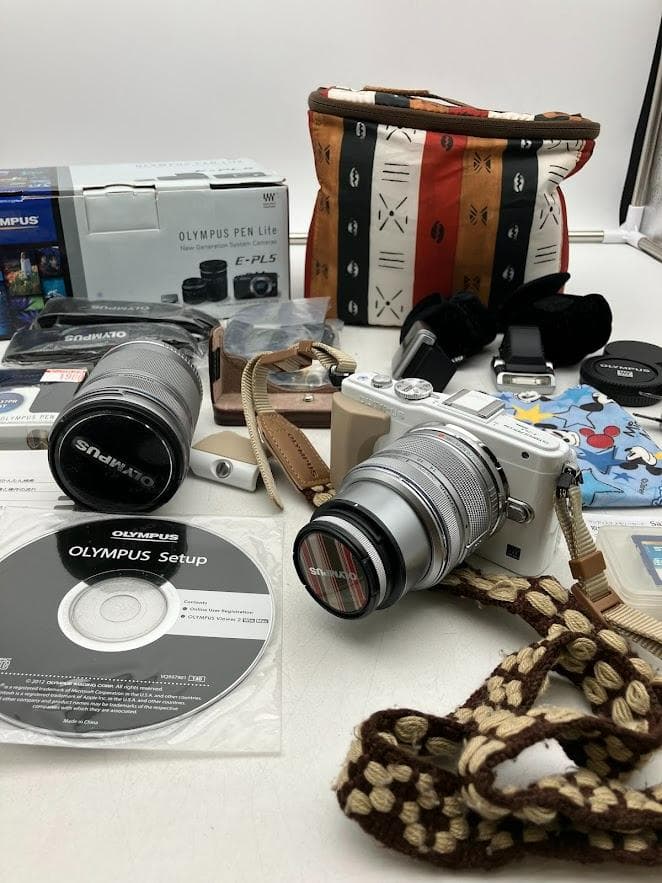 【美品】OLYMPUS E-PL5 デジタル一眼レフ 本体と付属品