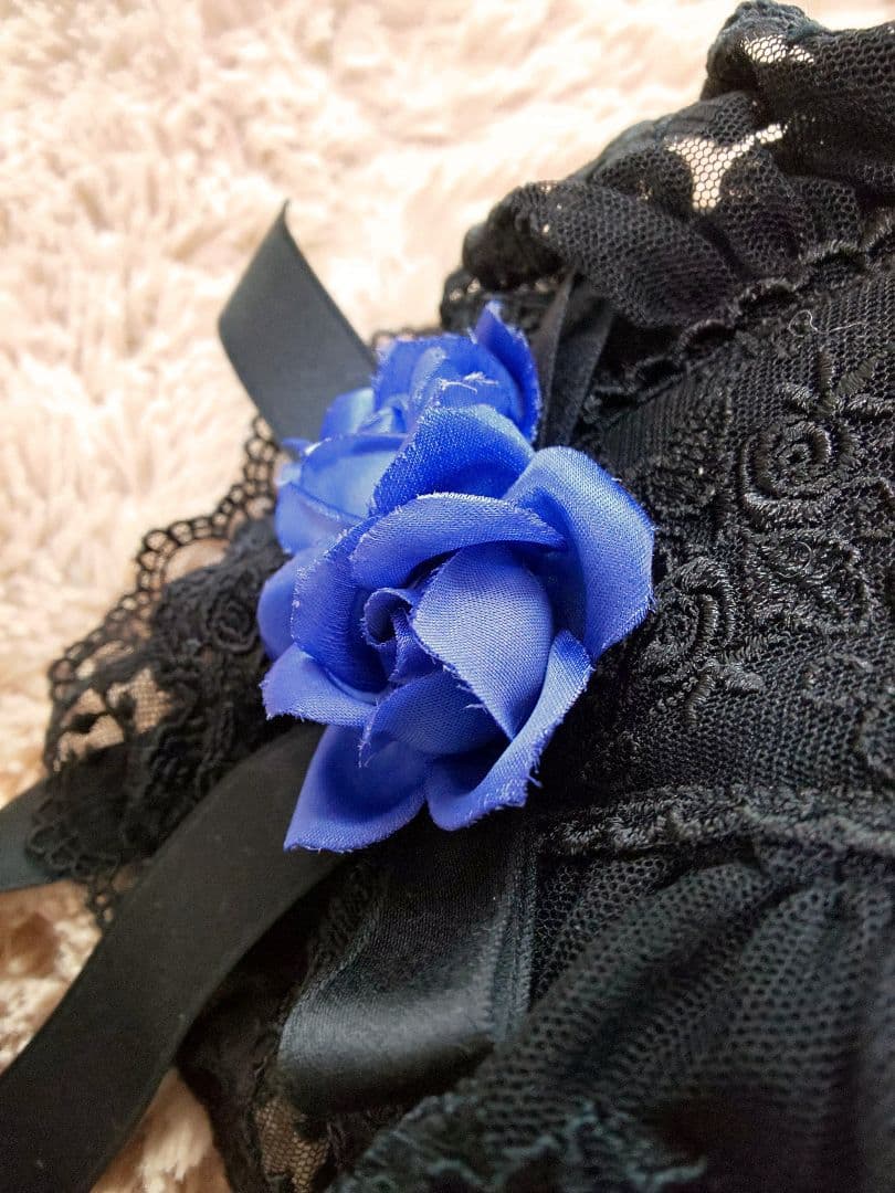 ハ*ー様 モワティエMoi-meme-Moitie青薔薇付きヘッドドレスワイヤー