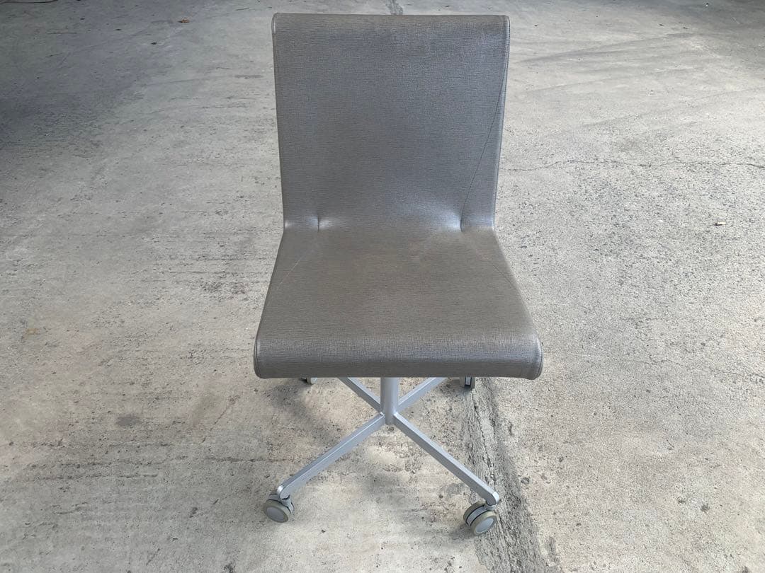 Cassina ixc. BOOMERANG キャスター ビンテージ No.1