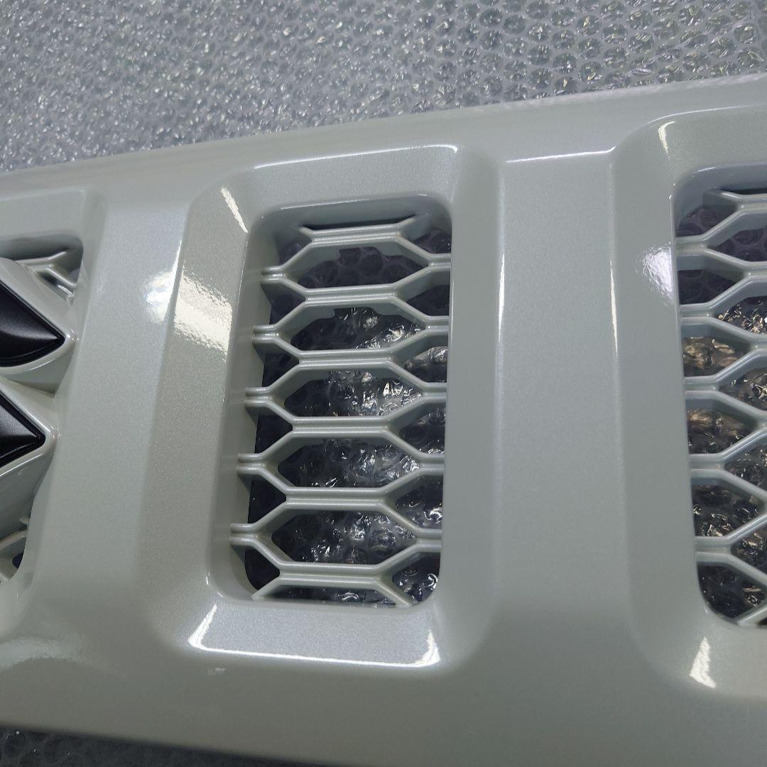 ジムニー純正グリル