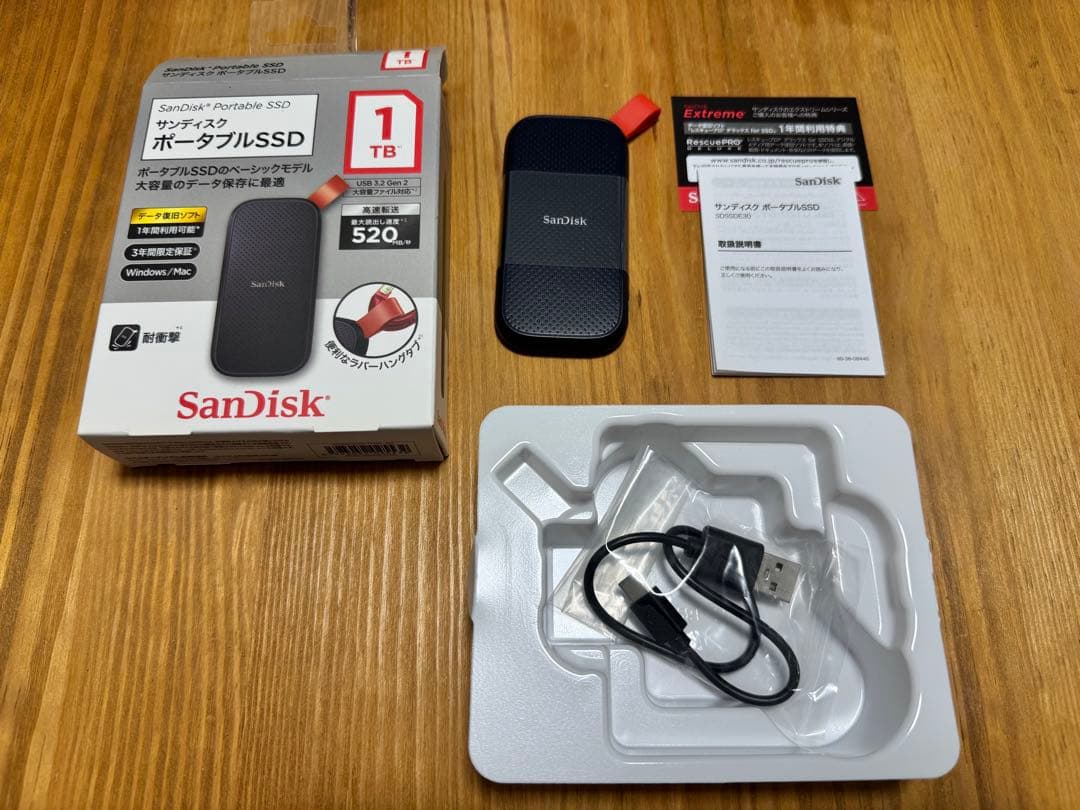 SanDisk ポータブルSSD 1TB USB 3.2