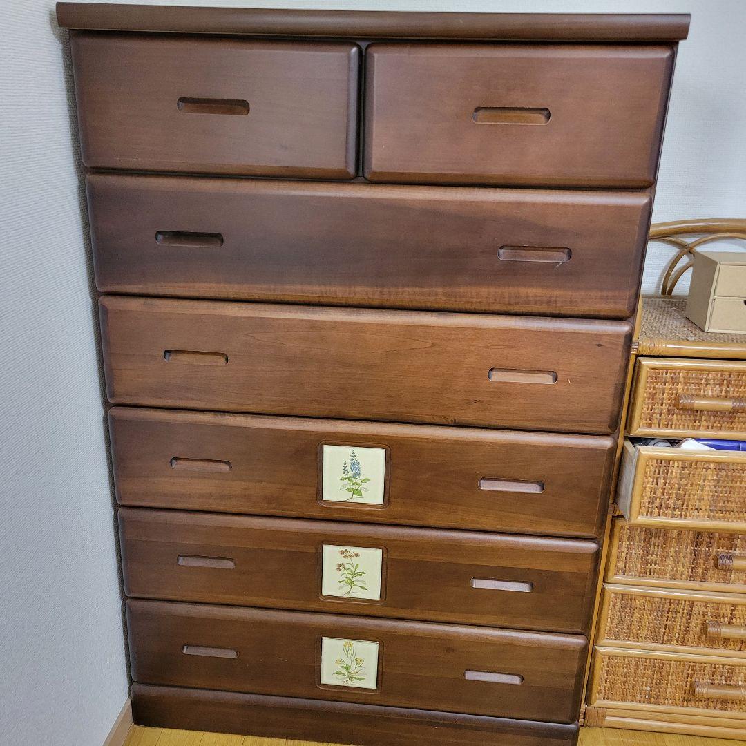 ダークブラウン 木製チェスト 7引き出し 花柄装飾
