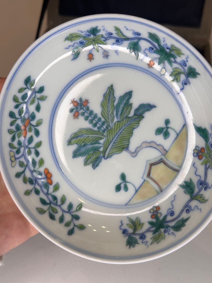 清時代　大清乾隆年製　底款　小皿　賞皿　中国古陶磁　錦箱付