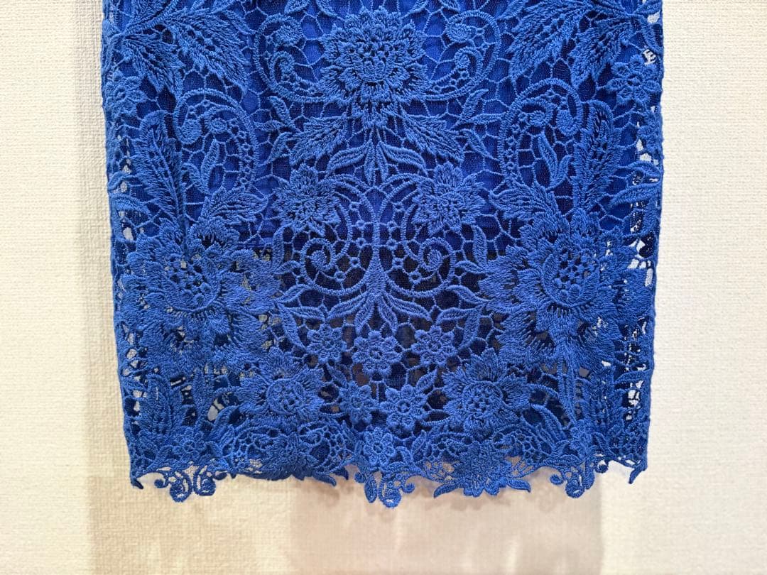 美品　TADASHI SHOJI 青レース ワンピース サイズUS4