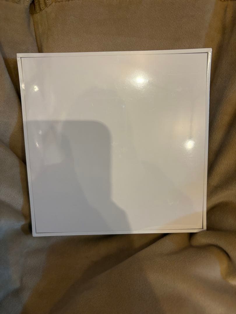 ♦︎ Rakuten Hand 5G P780 ホワイト 未開封 SIMフリー