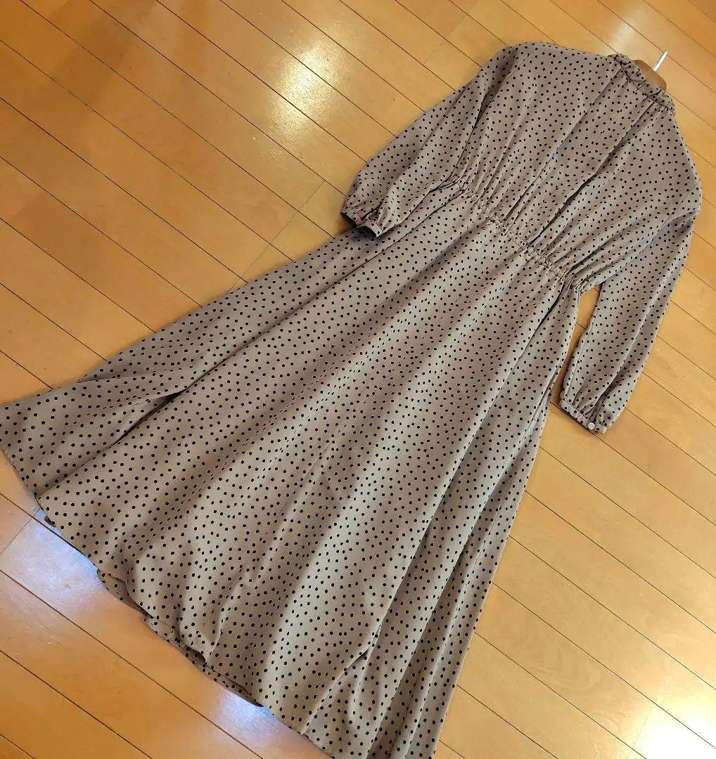 ミ*リ様 レリアン 近年モデル ベージュドットロングワンピース