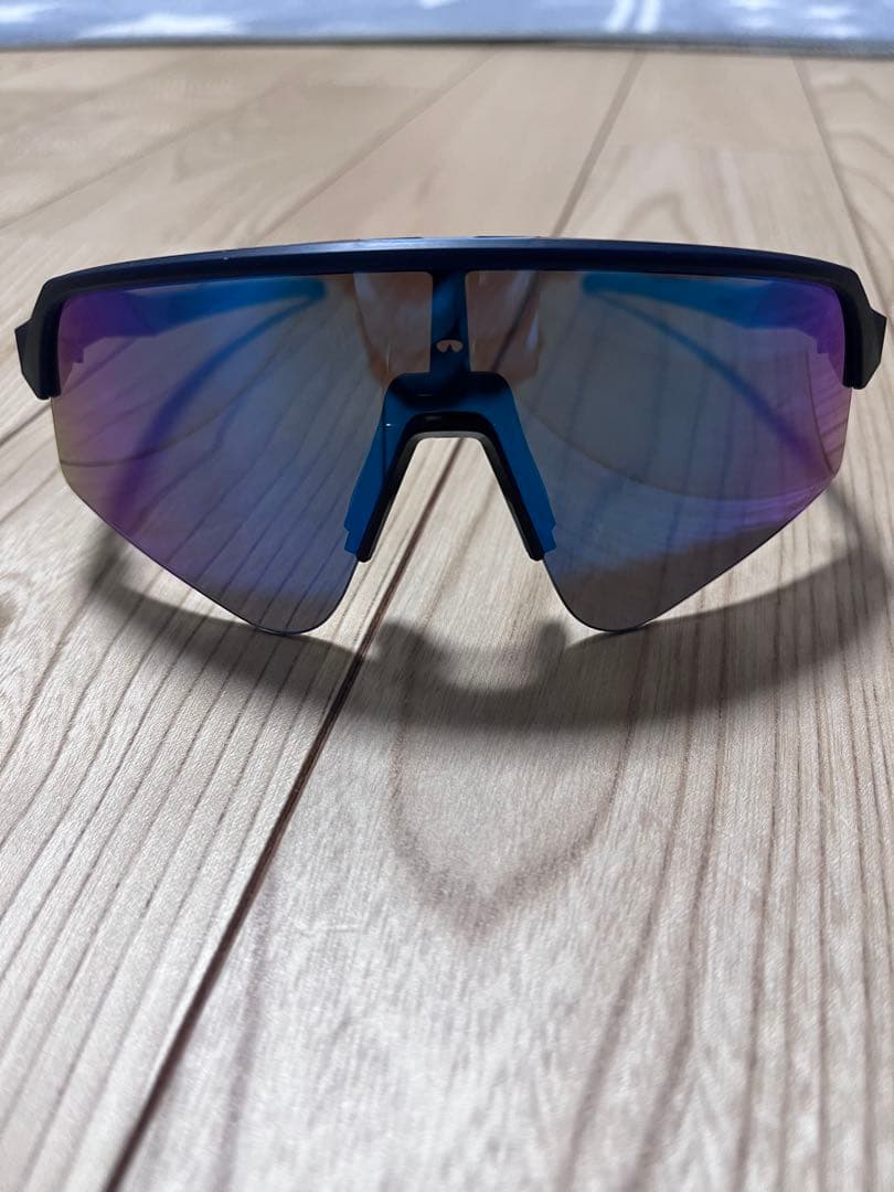 OAKLEY SUTRO LITE SWEEP プリズムレンズ サングラス