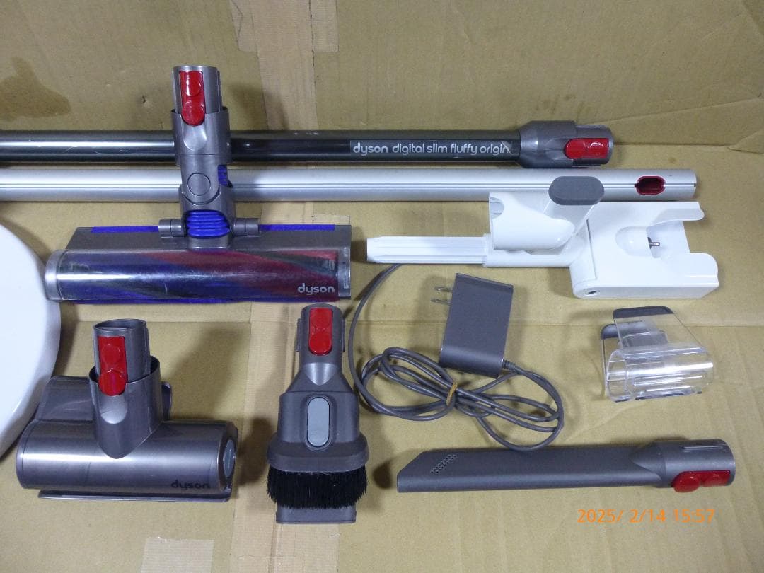 本日限り　ダイソンSV18　純正充電スタンド付き　エコモード44分　動作確認済み