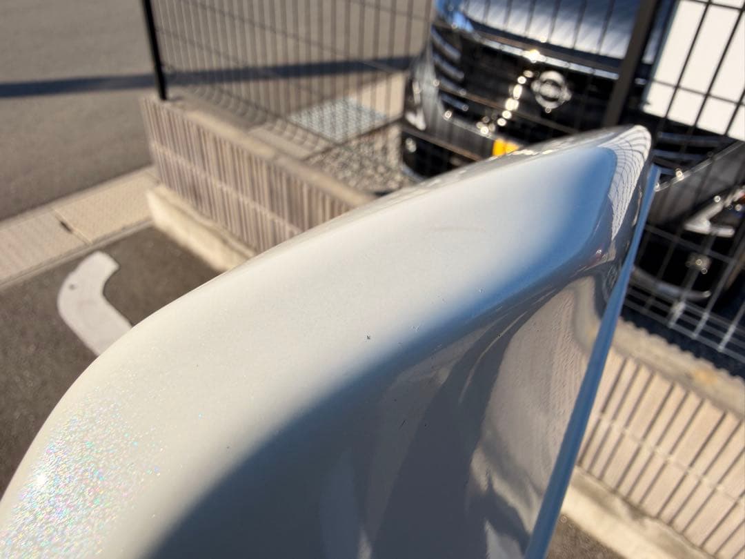 え品　日産エルグランドE52 純正OPリアスポイラー