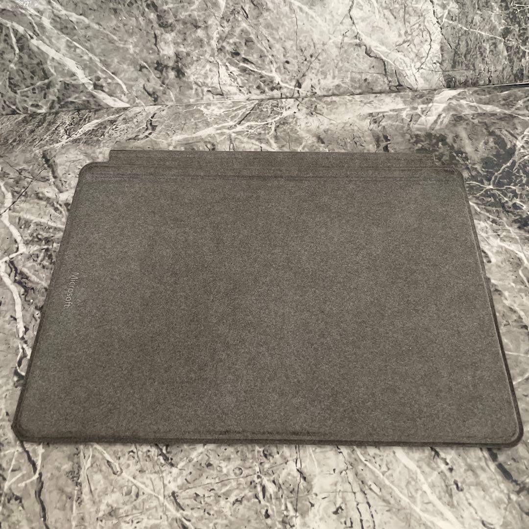 Surface Go Signature タイプ カバー US 英語版 英字配列