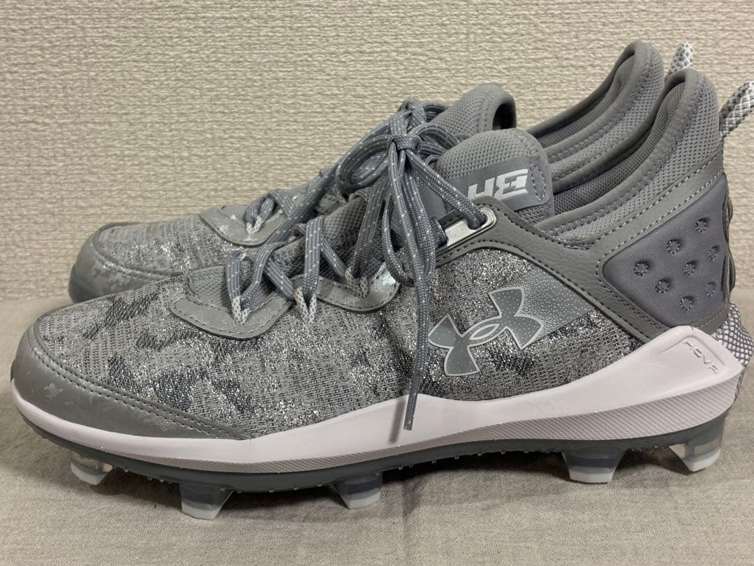 【日本未発売】UNDER ARMOUR海外モデル スパイク シルバー27.5 ②