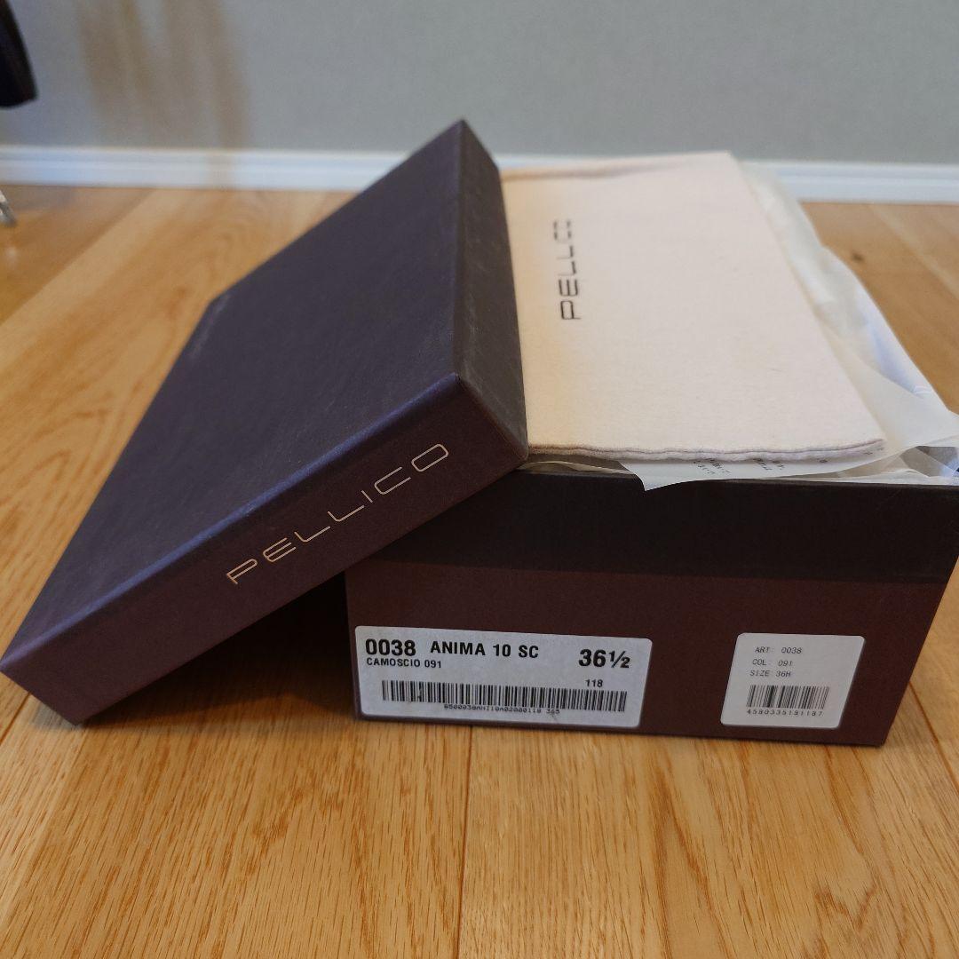 【未使用品】ペリーコ　ANIMA　 1.0cm　スタッズパンプス　NAVY