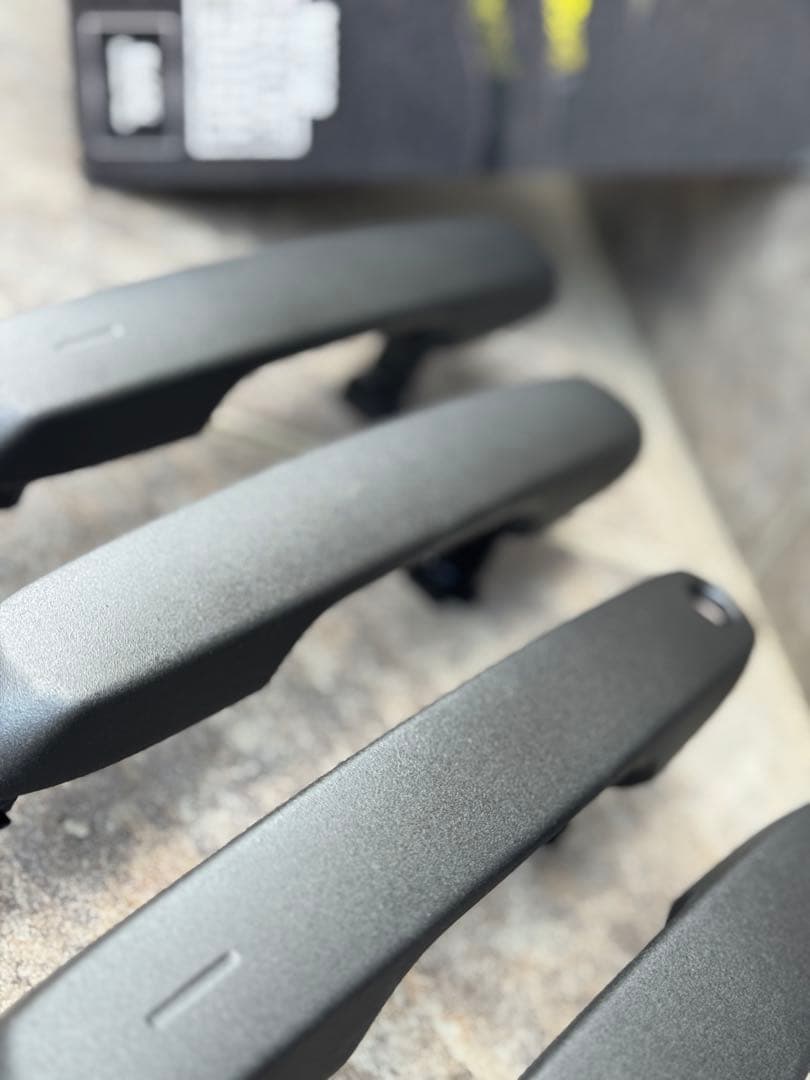 ②ランドクルーザー　250 グリル　フルセット　ラプターライナー塗装