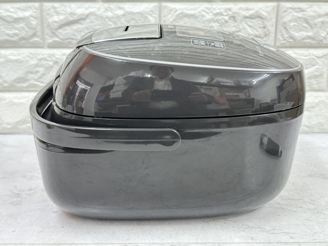 TOSHIBA 真空圧力IH炊飯器 RC-10VRP 5.5合*