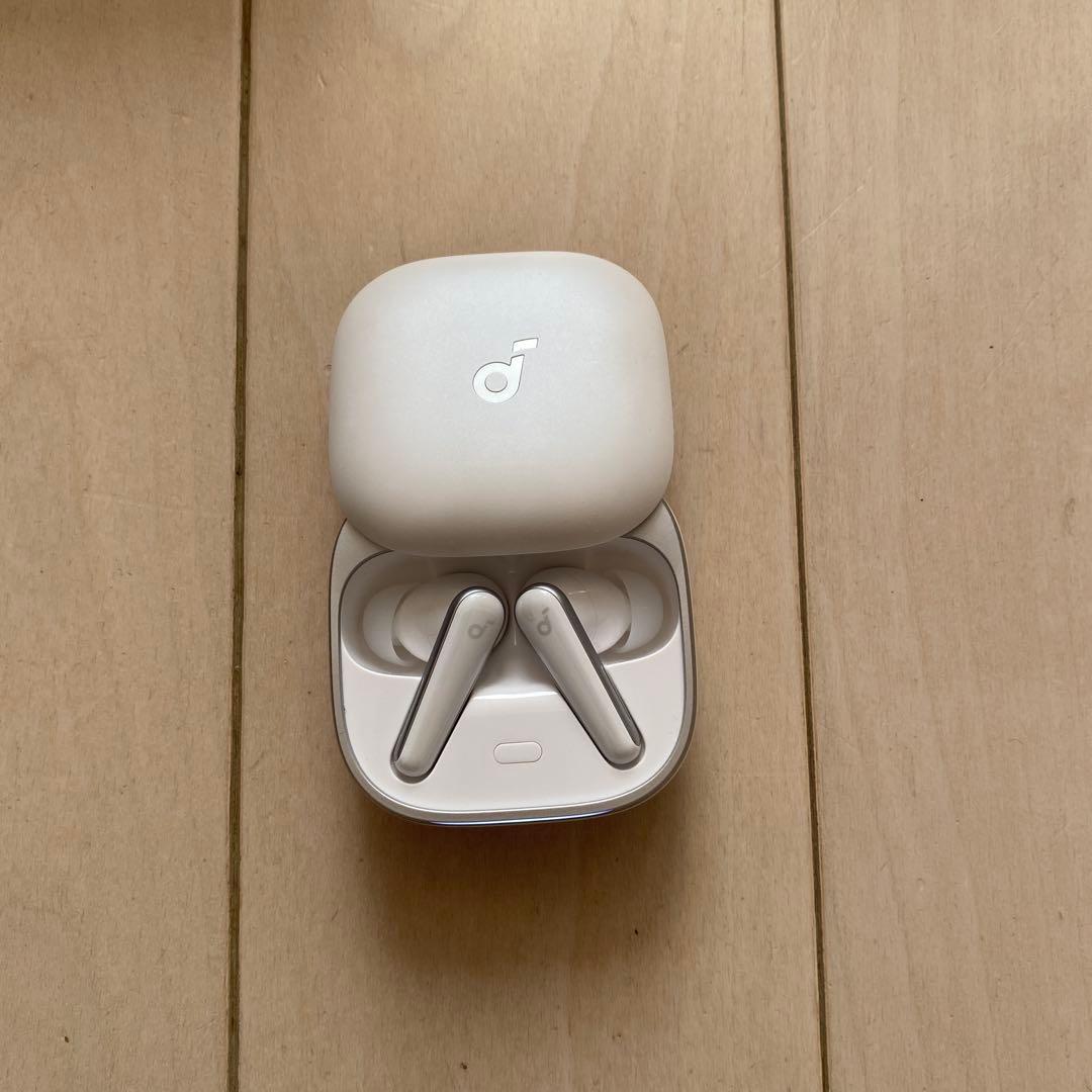 イヤホン SoundCore Liberty 5