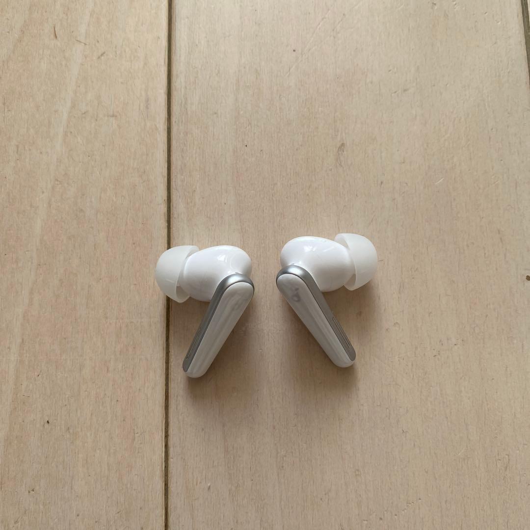 イヤホン SoundCore Liberty 5