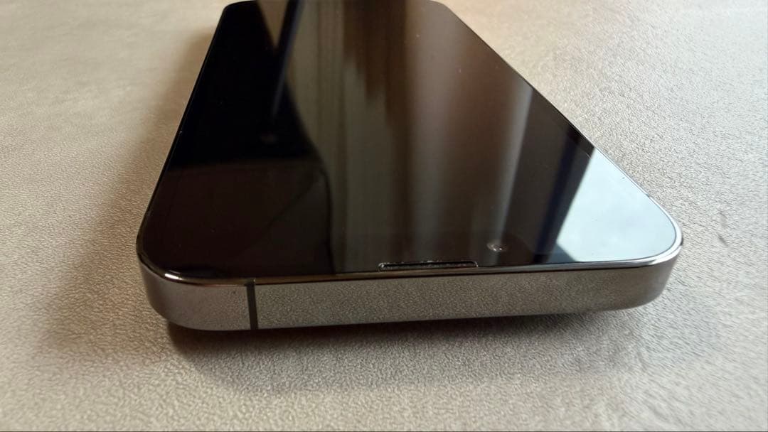 美品　iPhone 13Pro 256GB グラファイト SIMフリー