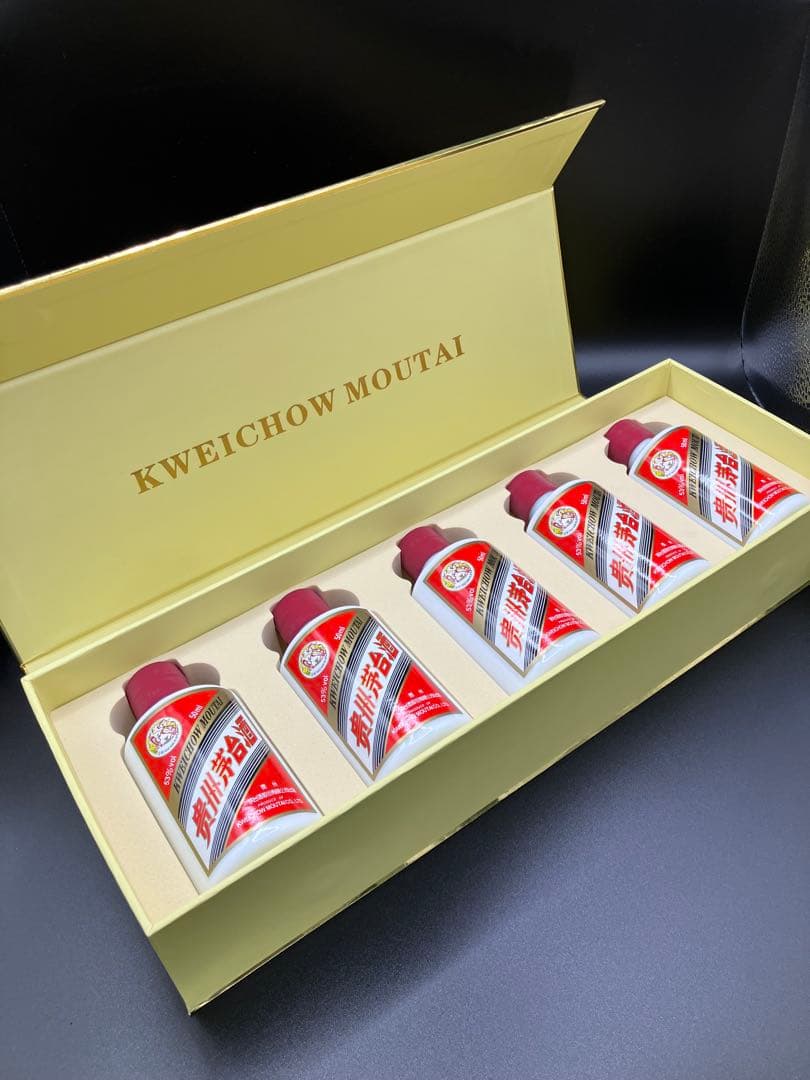 貴州茅台酒（Kweichow Moutai）中国の高級白酒のミニボトル5本セット