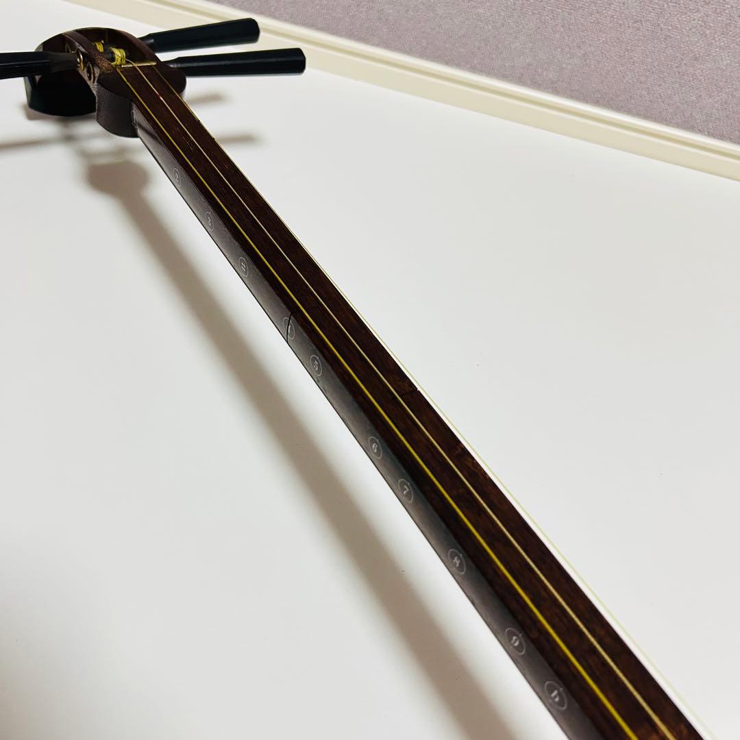 【超高級 美品】三味線 中棹 紅木 プロ仕様 正寸 天然皮 付属品多数あり